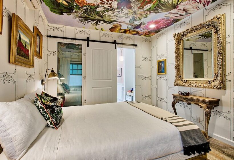 اتاق استاندارد, Dive Palm Springs