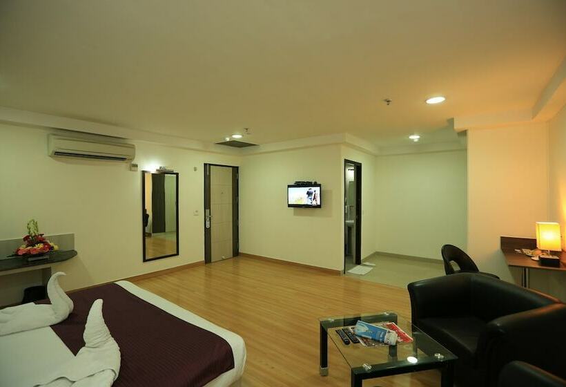 غرفة ديلوكس, Hyphen Business