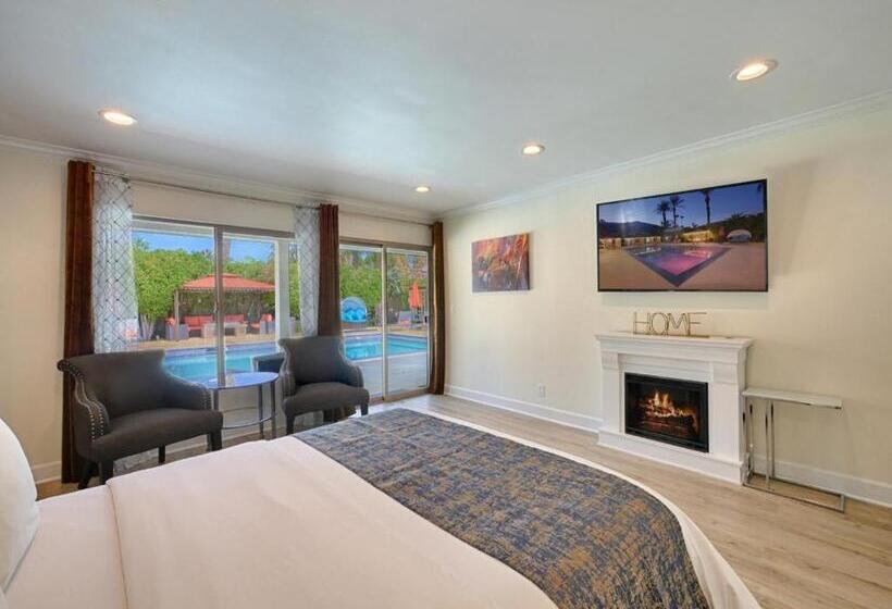 Standard Room Pool View