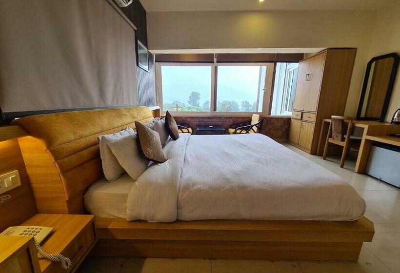 디럭스 룸, Rajpur Heights