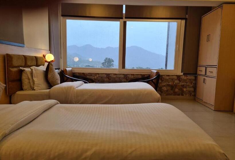 디럭스 룸, Rajpur Heights