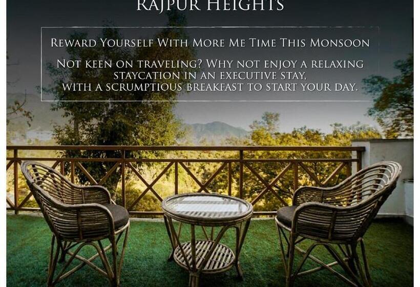 스탠다드 룸 킹사이즈 침대, Rajpur Heights