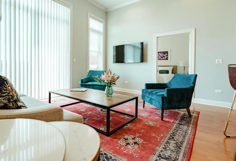 جناح غرفتين نوم, The Guesthouse