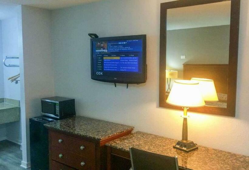 Deluxe Neljän Hengen Huone, Motel 6 Newport News, Va – Fort Eustis