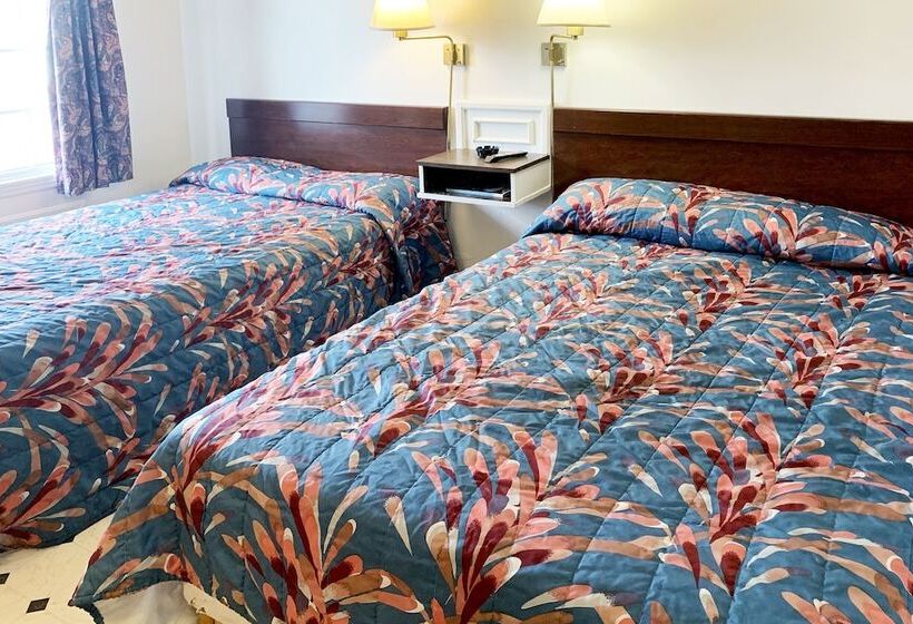 غرفه قياسيه سريرين مزدوجين, Four Keys Inn