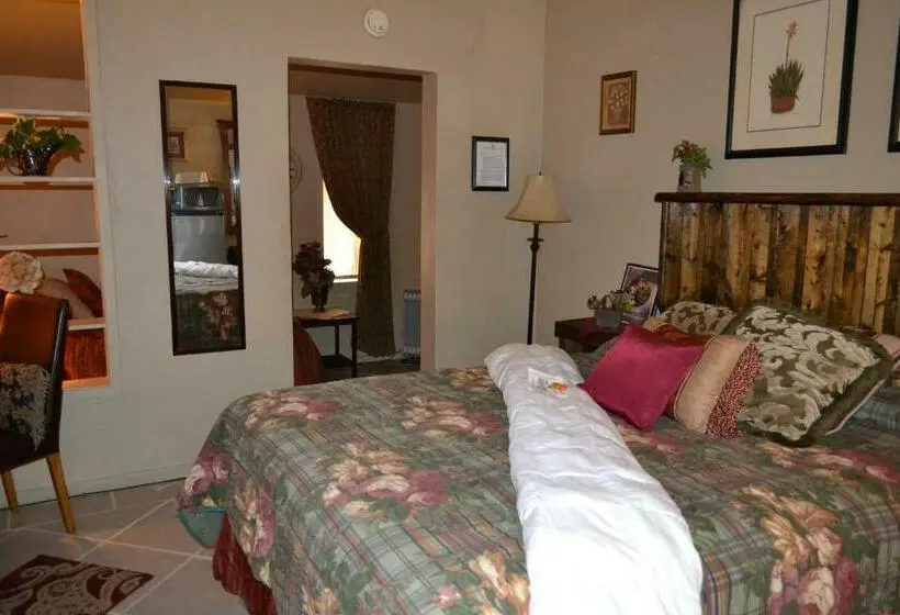 اتاق کلاسیک چهارنفره, Sheldon Street Lodge