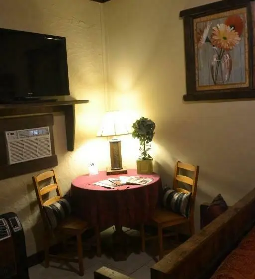 اتاق لوکس چهار تخته, Sheldon Street Lodge
