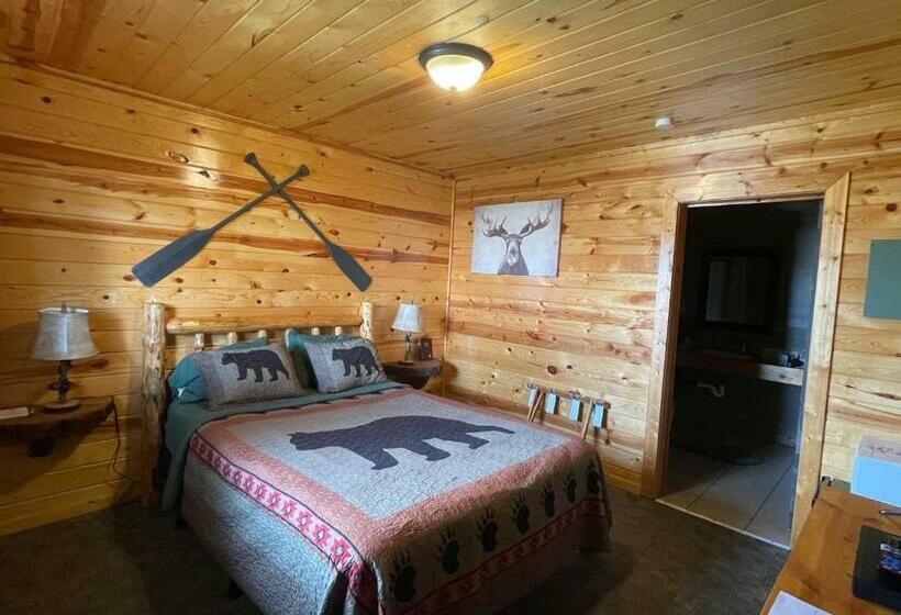 غرفة قياسية فردية, The Fishing Bear Lodge