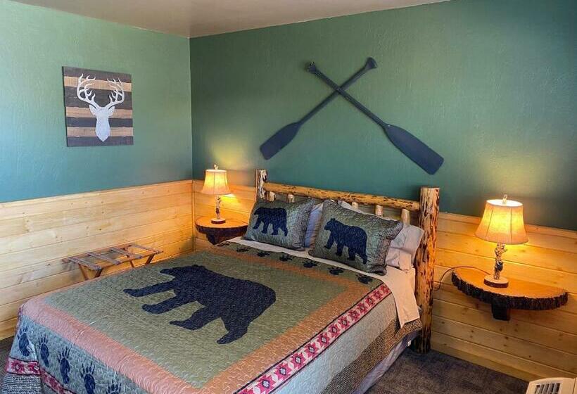 غرفة قياسية فردية, The Fishing Bear Lodge