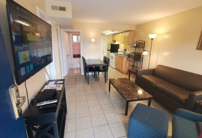 침실 2개 아파트, Sandbox Motel