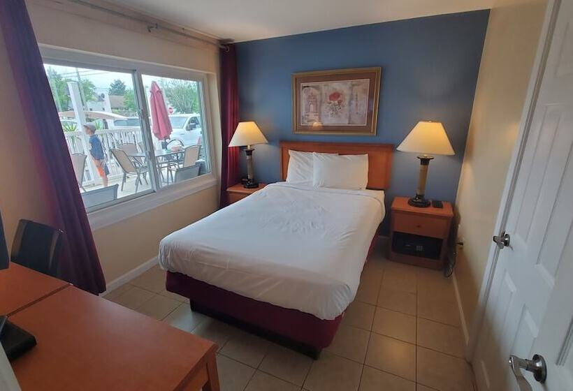 침실 2개 아파트, Sandbox Motel