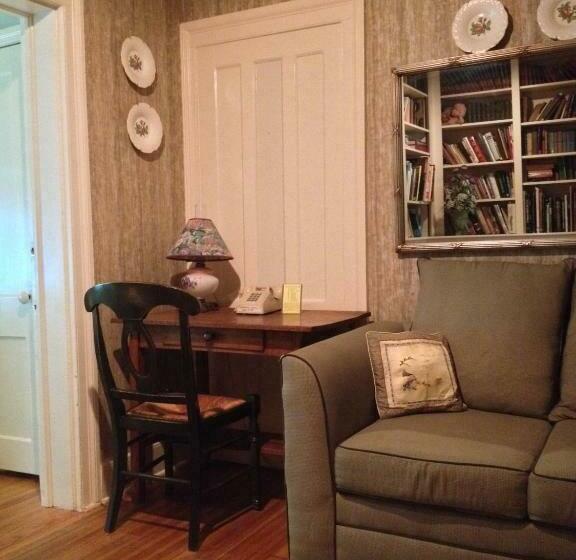 套房, The White House Inn