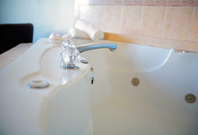 带大床的豪华间, Bolero Resort