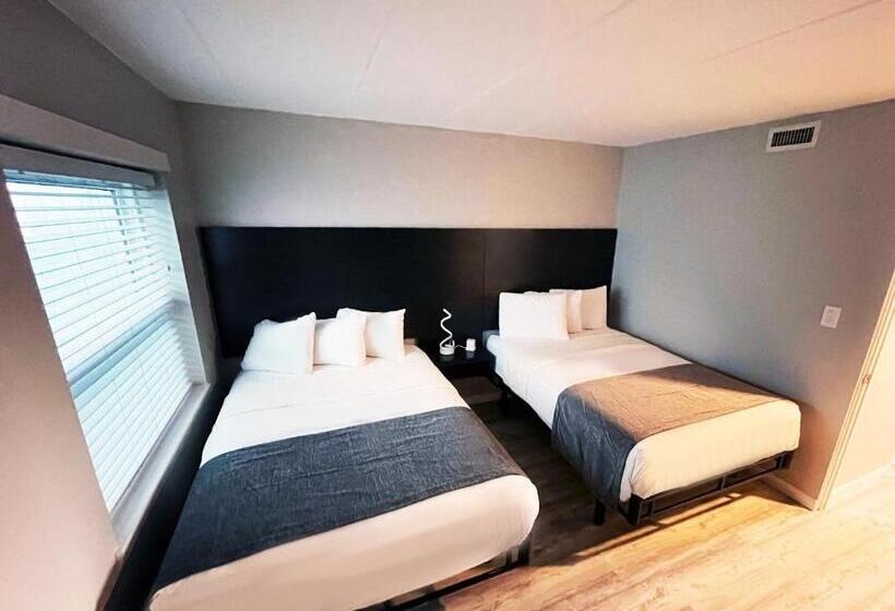 带2个双人床的标准工作室, Bolero Resort