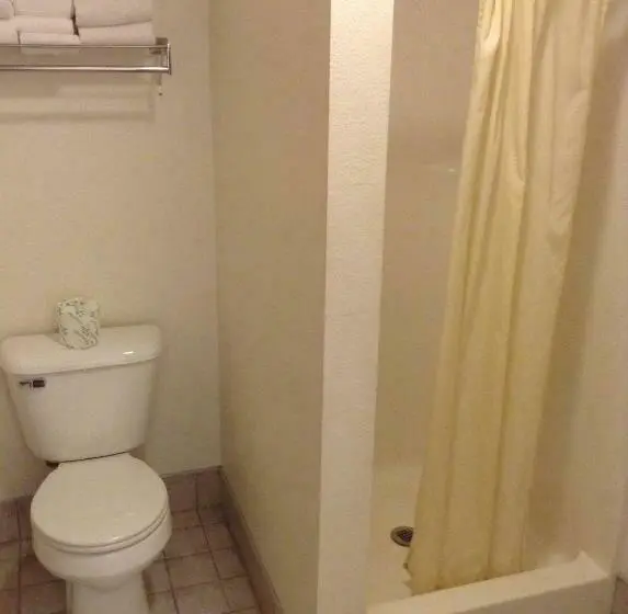 Sviitti, Coeur D' Alene Budget Saver Motel
