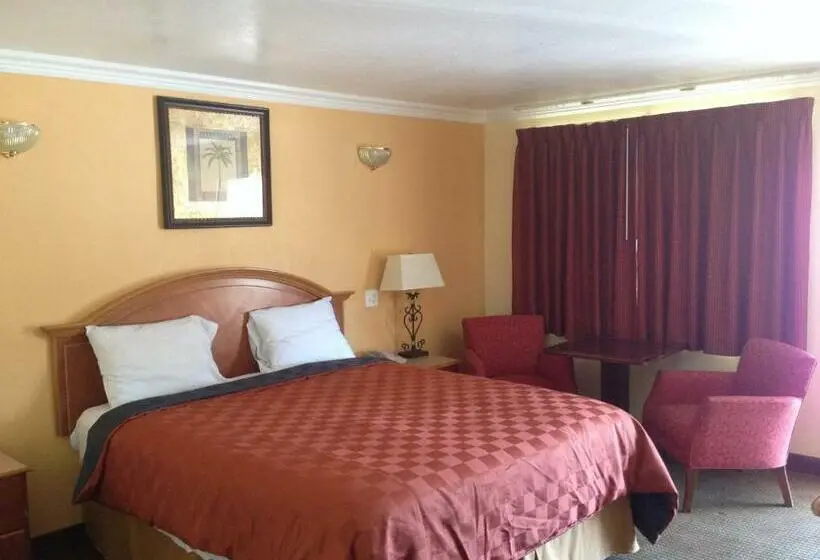 キングサイズベッドのスタンダードルーム, Downtown Motel 7