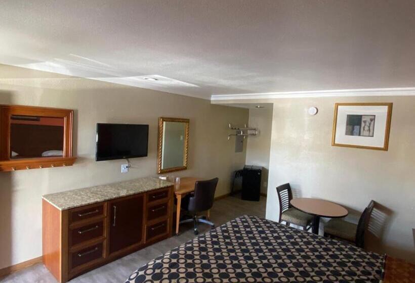 Стандартный Номер Кровать Кинг, Downtown Motel 7