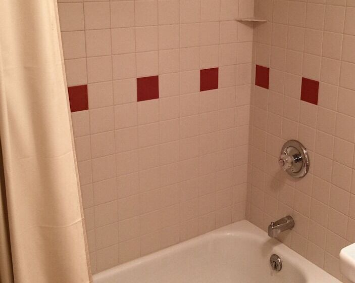 Номер Стандарт 2 Двуспальные Кровати, Greenway Motel