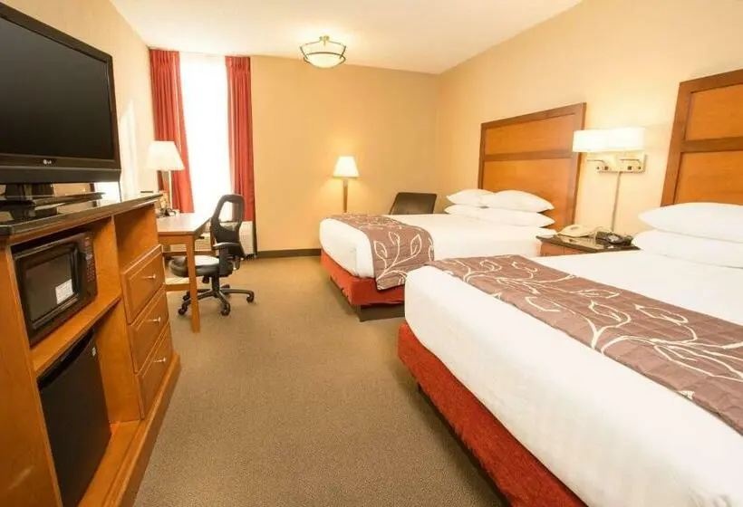 Deluxe-huone, Drury Inn & Suites Springfield Mo