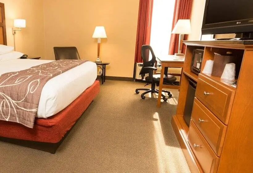 Deluxe-huone, Drury Inn & Suites Springfield Mo