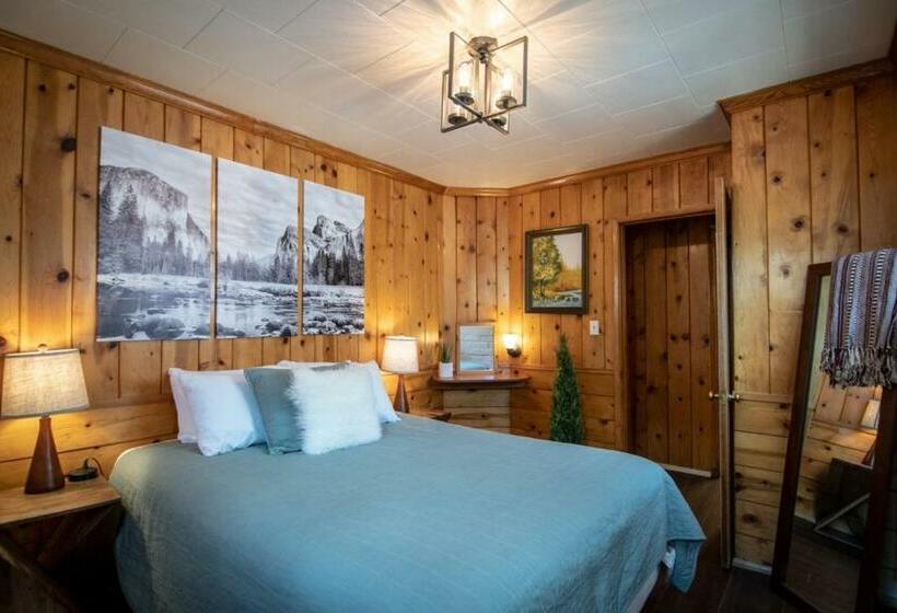 سوئیت 2 خوابه, Lake Front Cabins