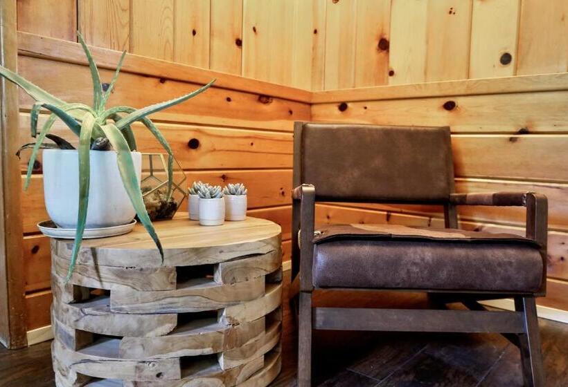 침실 2개 주택, Lake Front Cabins