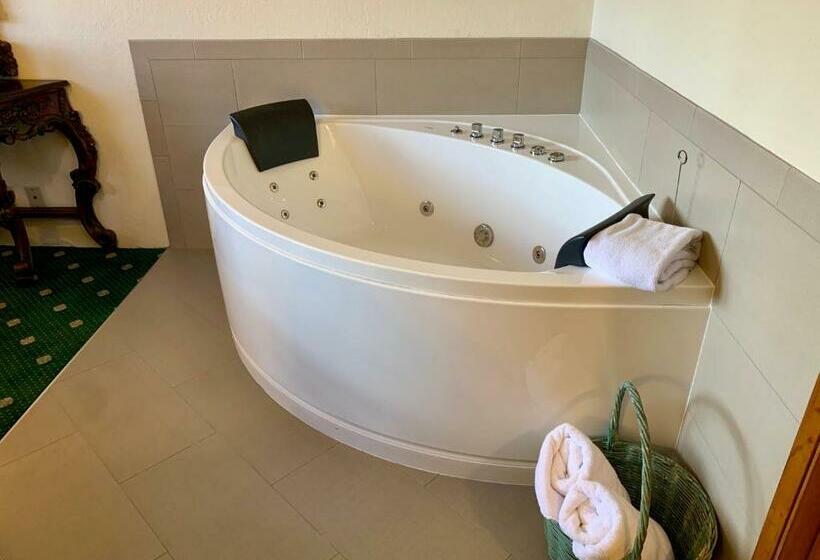 디럭스 스위트, Pension Anna