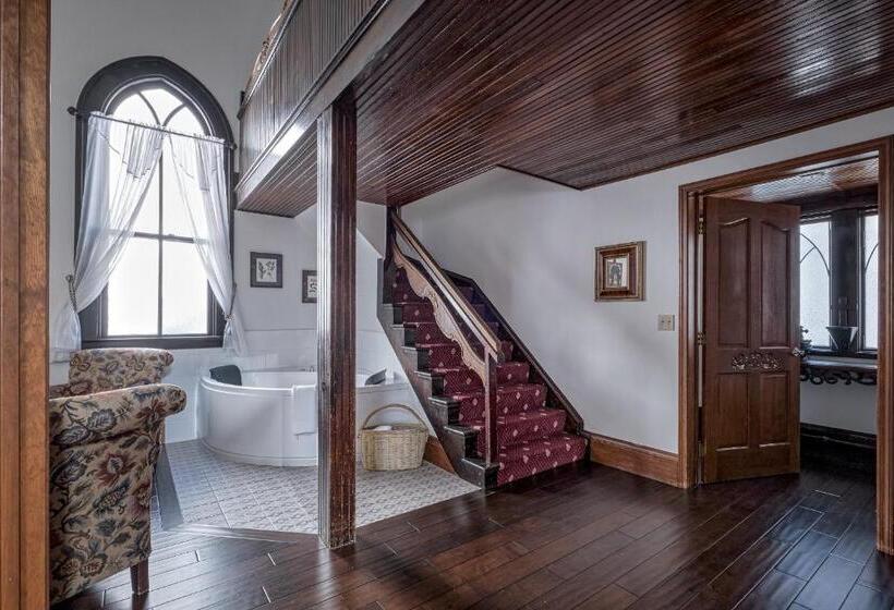 프레지덴셜 스위트, Pension Anna