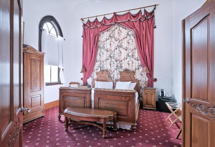 프레지덴셜 스위트, Pension Anna