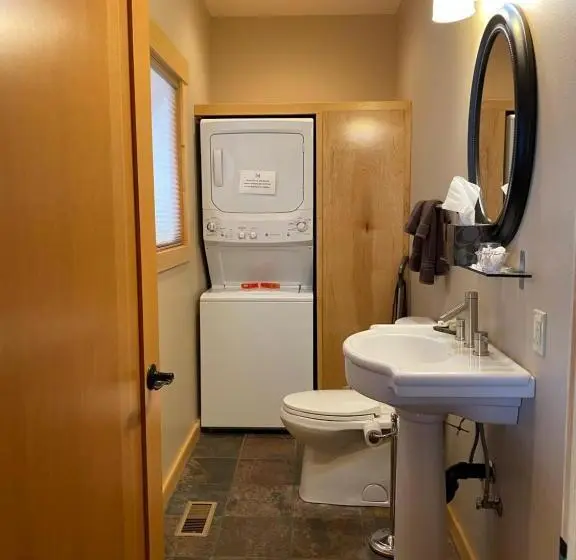 スイート, Twisp River Suites