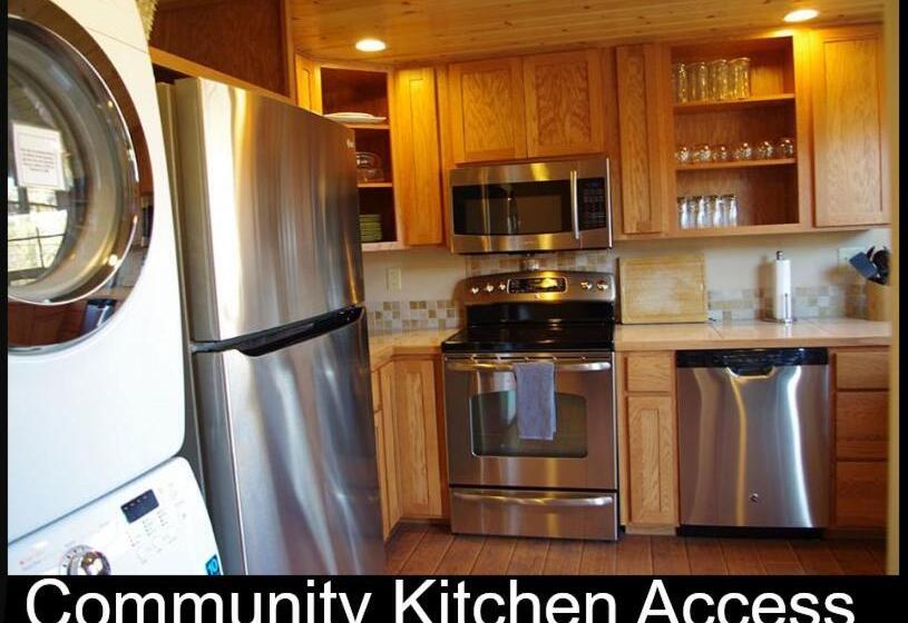 标准间, Twisp River Suites