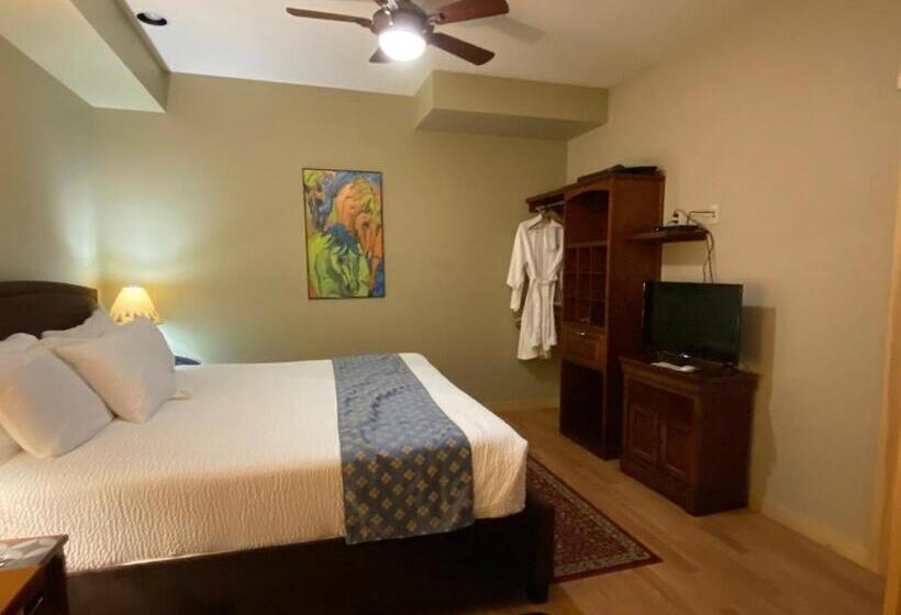 강 전망 스위트, Twisp River Suites