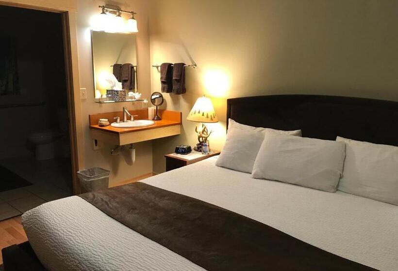 带河湖景观的套房, Twisp River Suites