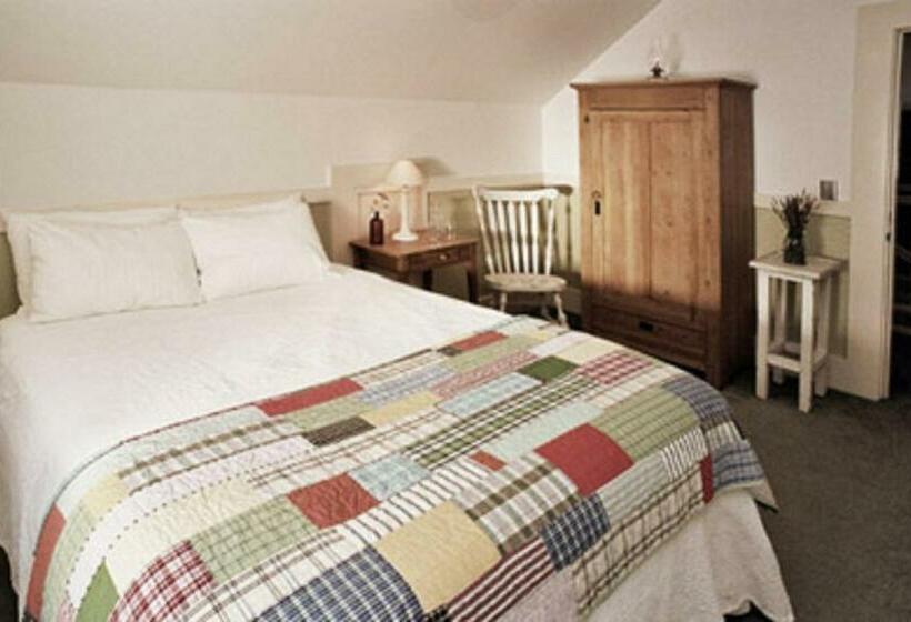 חדר סטנדרט, Valley Ford