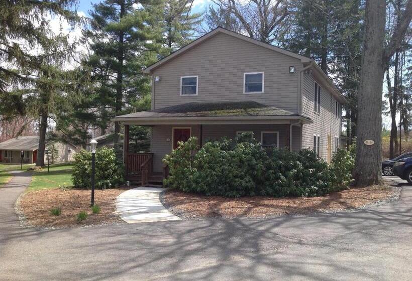 Люкс, Woodfield Manor   A Sundance Vacations Property