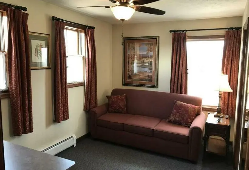 スイート, Woodfield Manor A Sundance Vacations Property
