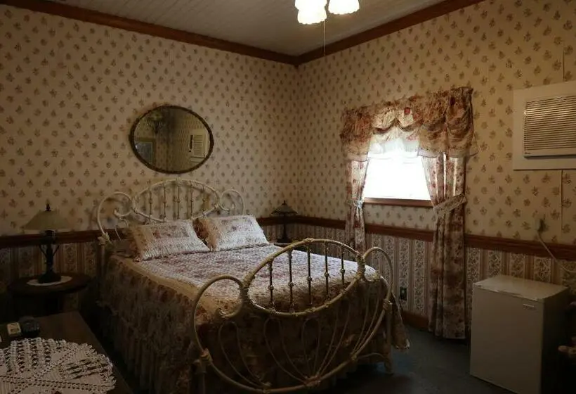 اتاق استاندارد, Mariposa Hotel Inn