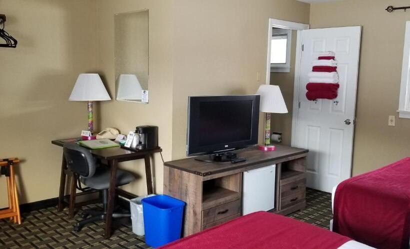 스탠다드 룸 더블 침대 2개, Middlebury Sweets Motel