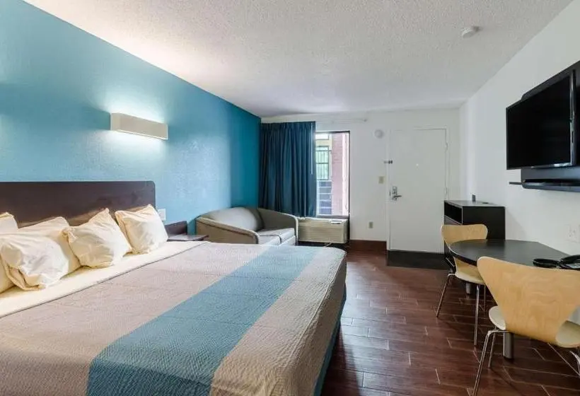デラックスルーム, Motel 6 Lexington, Va