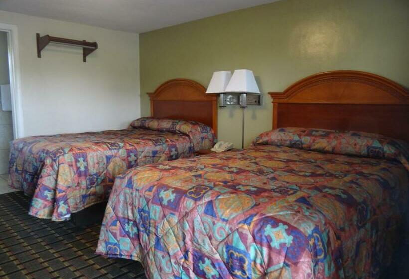 ２ダブルベッドのスタンダードルーム, Budget Inn Columbus