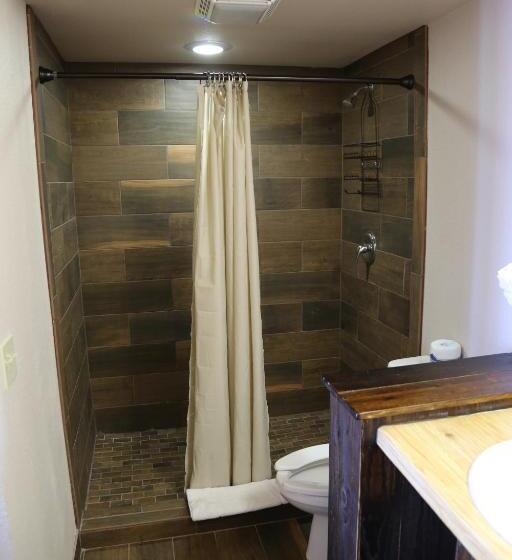 スタンダードルーム, Deville