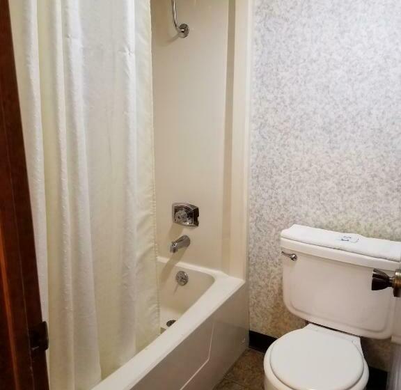 غرفة قياسية سرير كينج, Heritage Inn