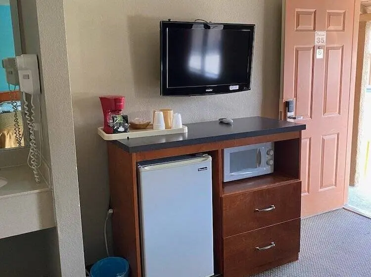 スタンダードルーム, Lone Pine Budget Inn