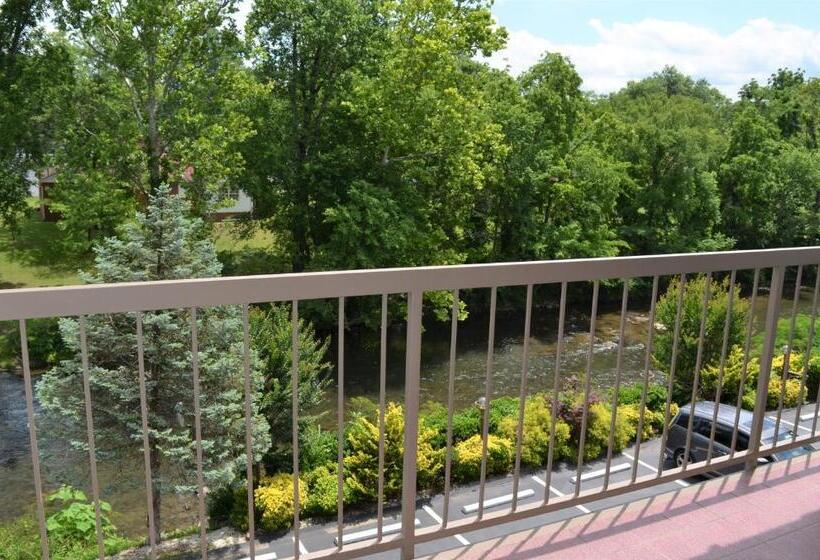 キングサイズベッドのスタンダードルーム, Rivergate Mountain Lodge