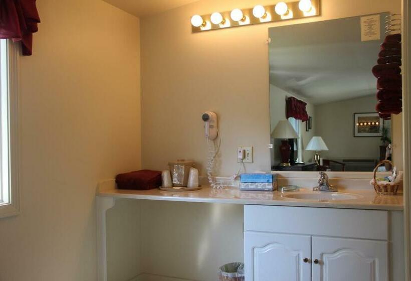 带2个双人床的标准工作室, Schooner Bay Motor Inn