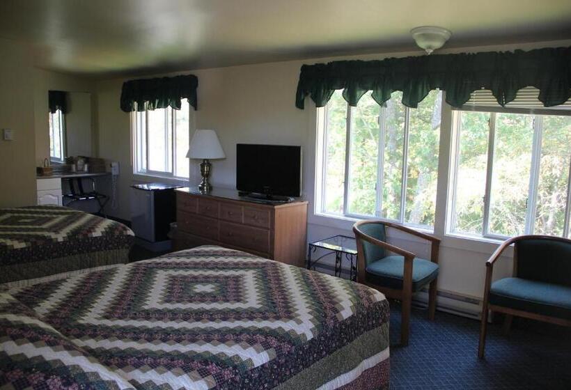 带2个双人床的标准工作室, Schooner Bay Motor Inn