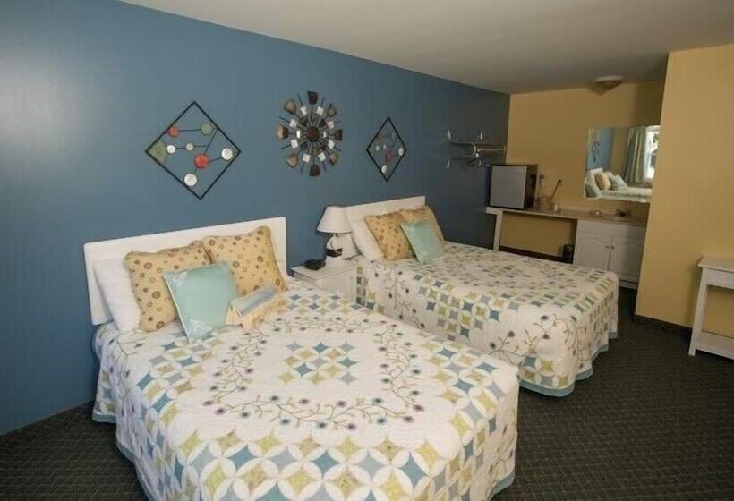 带2个双人床的标准工作室, Schooner Bay Motor Inn