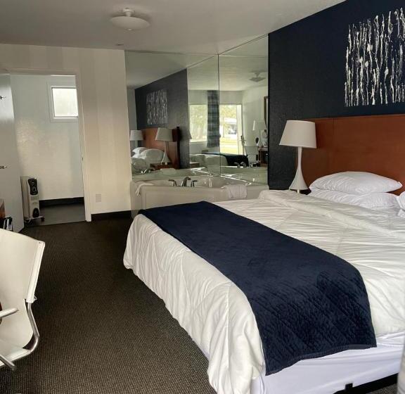 Полулюкс Повышенной Комфортности, Starlite Resort