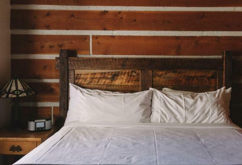 스탠다드 스튜디오, Sundance Mountain Resort