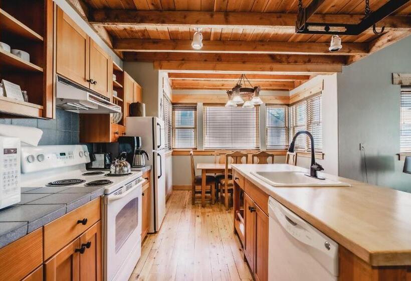 스위트, Sundance Mountain Resort